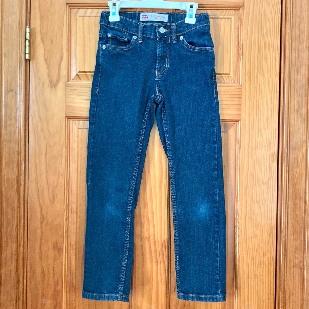 Boys size 8 Levi’s blue jeans with adjustable waist